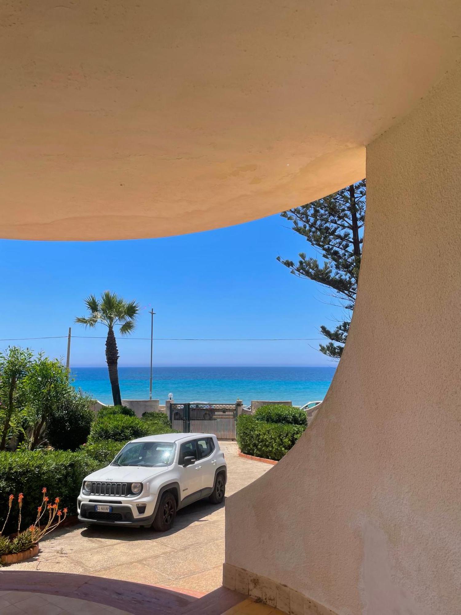 מזרה דל ואלו {Beach-House } Villa Mare Fuori מראה חיצוני תמונה