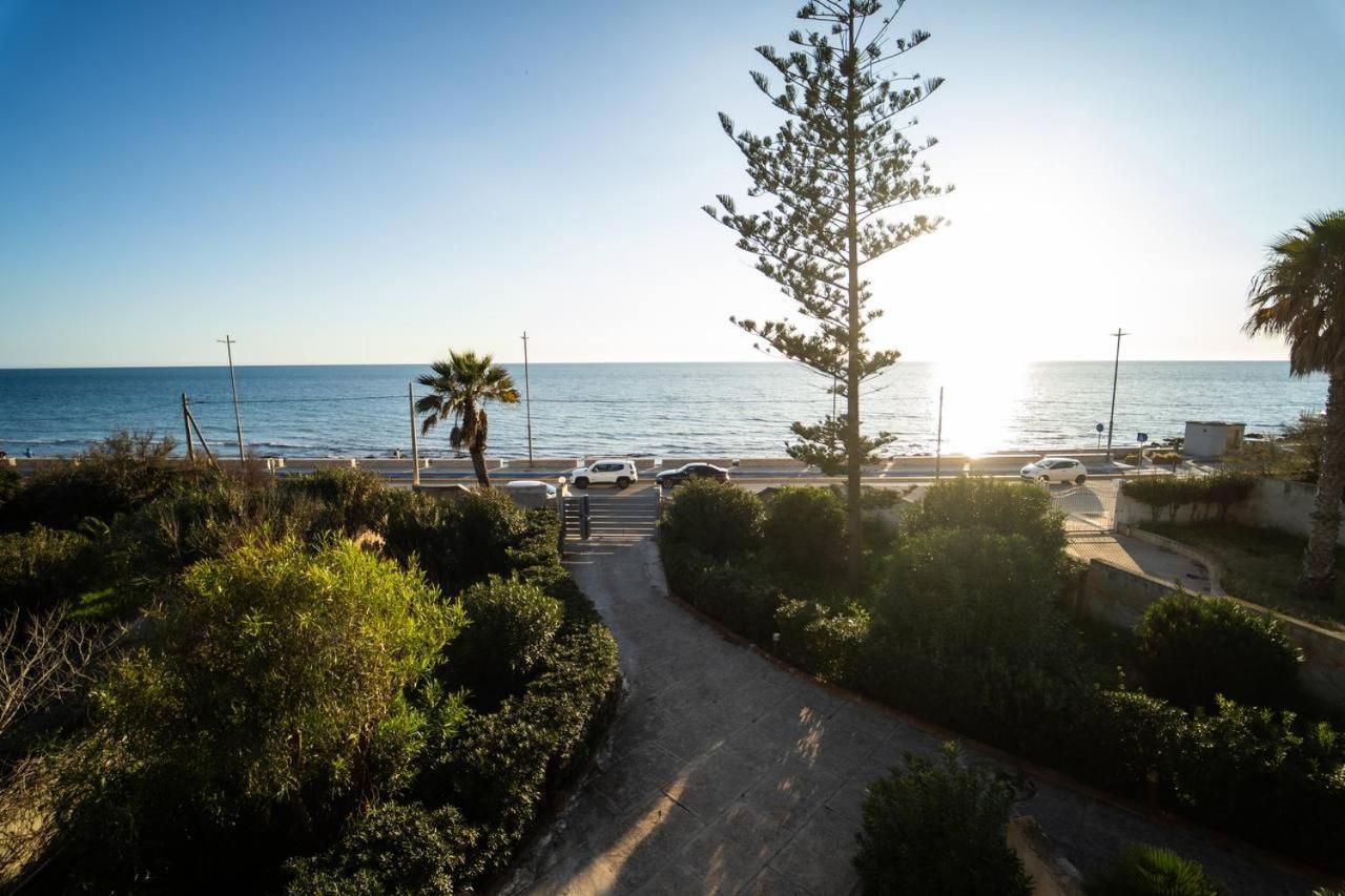 מזרה דל ואלו {Beach-House } Villa Mare Fuori מראה חיצוני תמונה