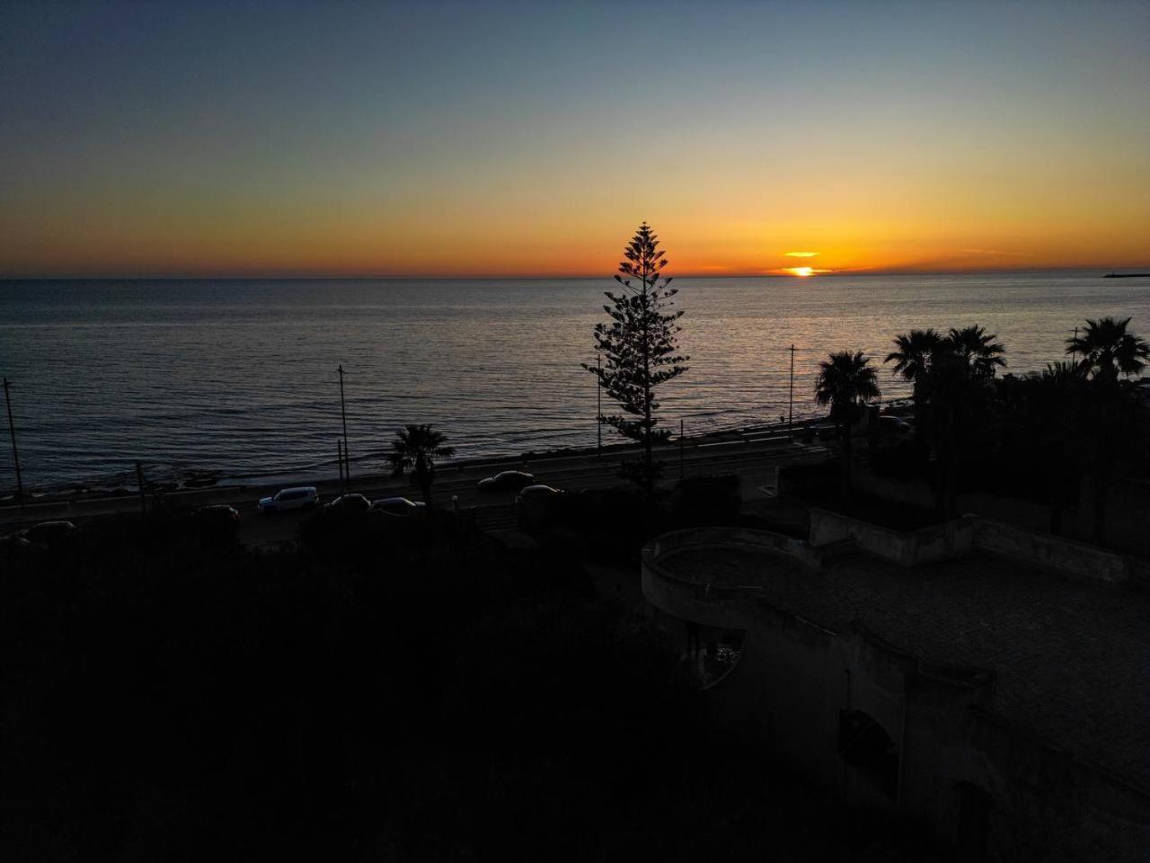 מזרה דל ואלו {Beach-House } Villa Mare Fuori מראה חיצוני תמונה