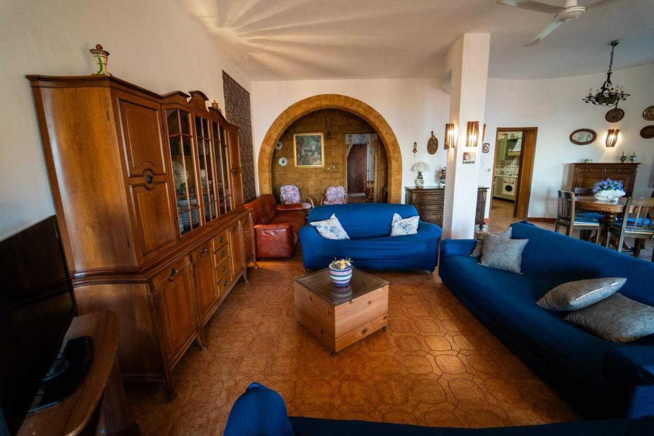מזרה דל ואלו {Beach-House } Villa Mare Fuori מראה חיצוני תמונה