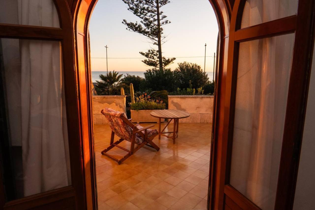 מזרה דל ואלו {Beach-House } Villa Mare Fuori מראה חיצוני תמונה